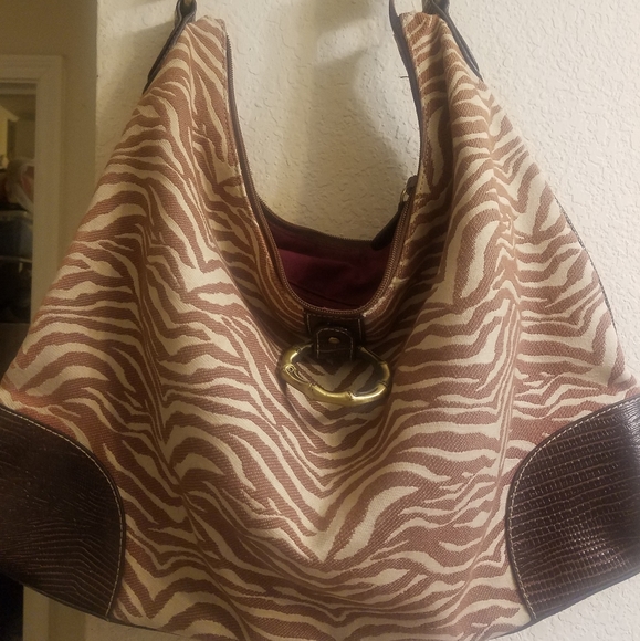 2 Tommy Hilfiger purses - Picture 1 of 9